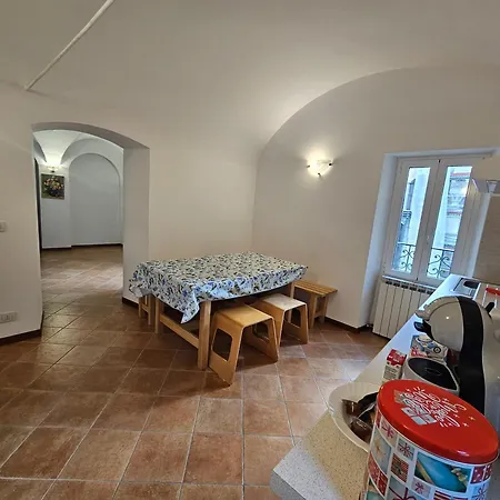 Casa Monique Lejlighed Badalucco